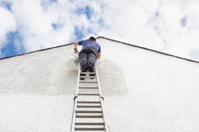 Peinture extérieure au Bourg-d'Oisans — façades et ravalement